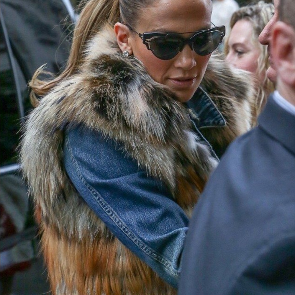 Super Cute Cropped Faux Fur Vest🐾
